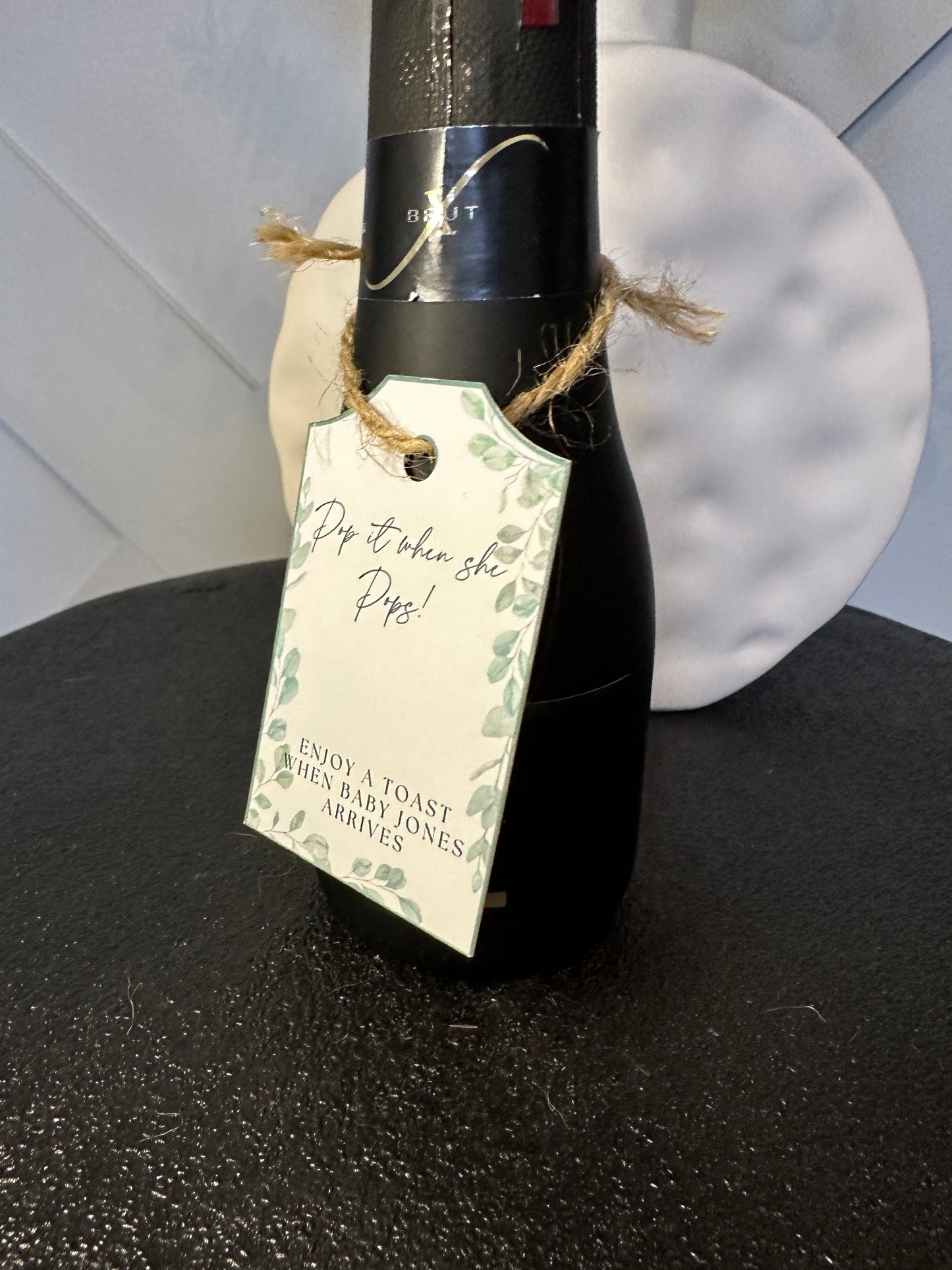 Green Eucalyptus 'Pop It When She Pops' Customisable Bottle & Gift Tags (x10)