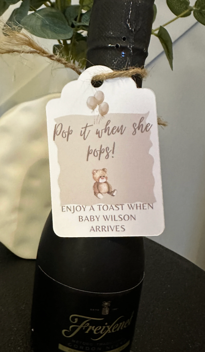 Teddy Bear 'Pop It When She Pops' Personalised Bottle & Gift Tags- Pack of 10