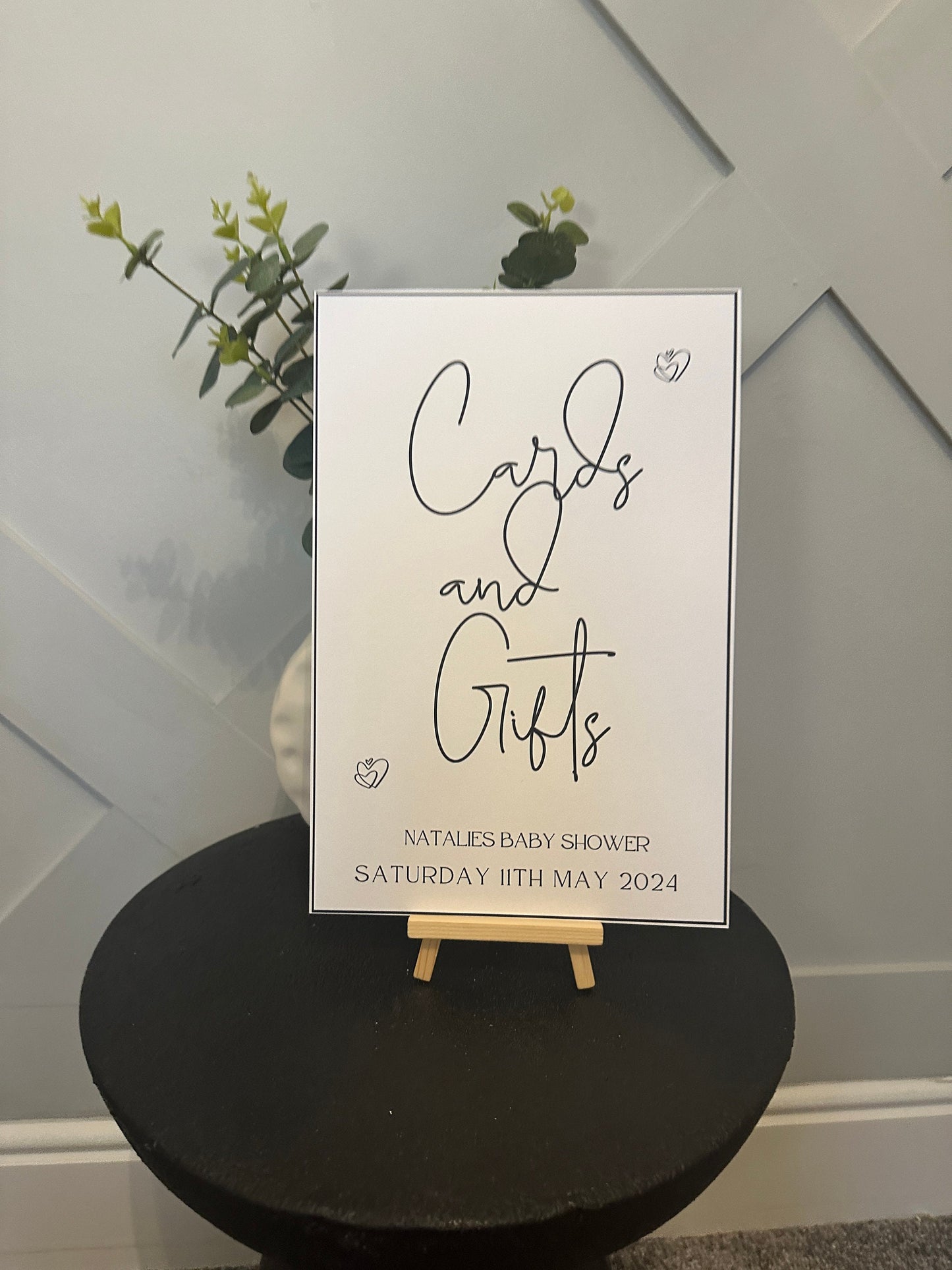 Black and White Cards and Gifts Sign- A4